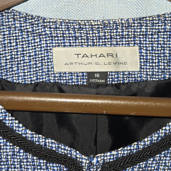 Tahari Womens Jacket - Picture 2 of 7